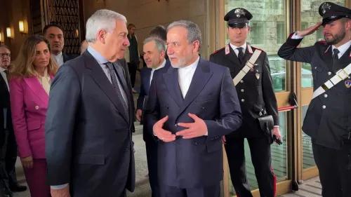 اجتماع بين وزير الخارجية الإيراني عباس عراقجي ومسؤولين آخرين، مع التركيز على المفاوضات النووية بين إيران والولايات المتحدة.