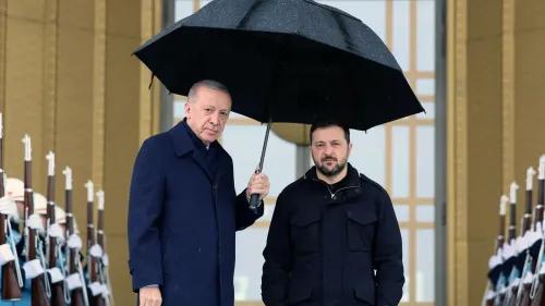زيارة زيلينسكي إلى أنقرة مع أردوغان تحت مظلة، تعكس أهمية التعاون الأمني بين أوكرانيا وتركيا في سياق الحرب مع روسيا.